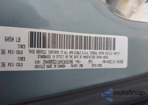 2010 Chrysler Town & Country Touring из США, поврежденный, VIN 2A4RR5D19AR309206